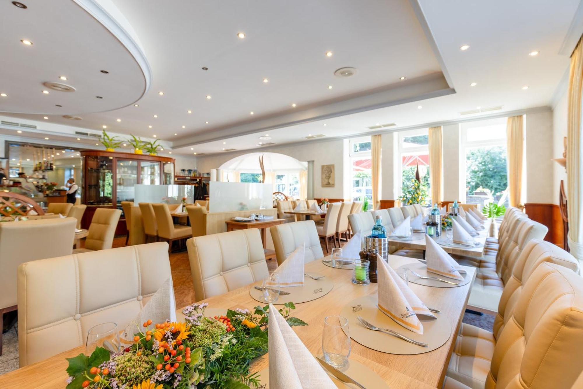 Hotel Restaurant Bismarckturm アーヘン エクステリア 写真